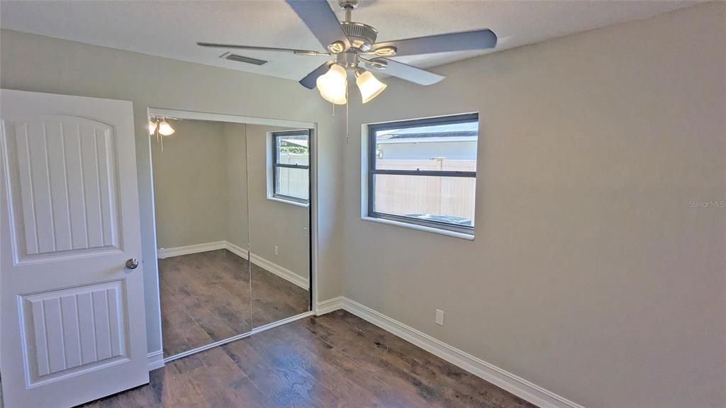 For Sale: $375,000 (4 beds, 2 baths, 1666 Square Feet)