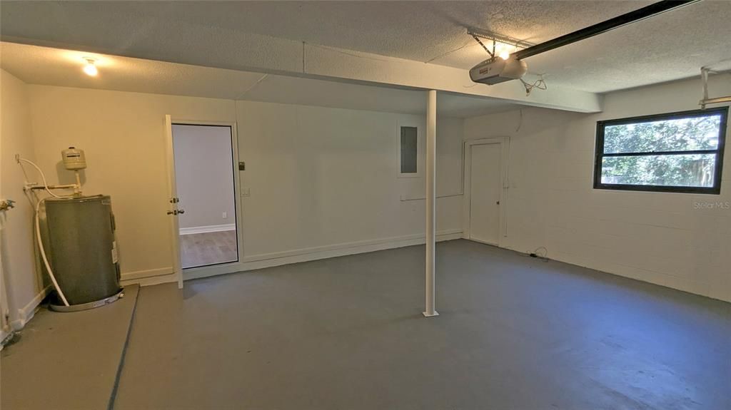 For Sale: $375,000 (4 beds, 2 baths, 1666 Square Feet)