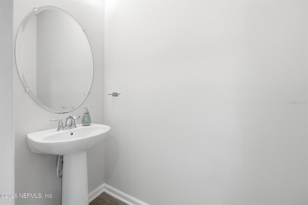 For Sale: $680,000 (5 beds, 4 baths, 3644 Square Feet)