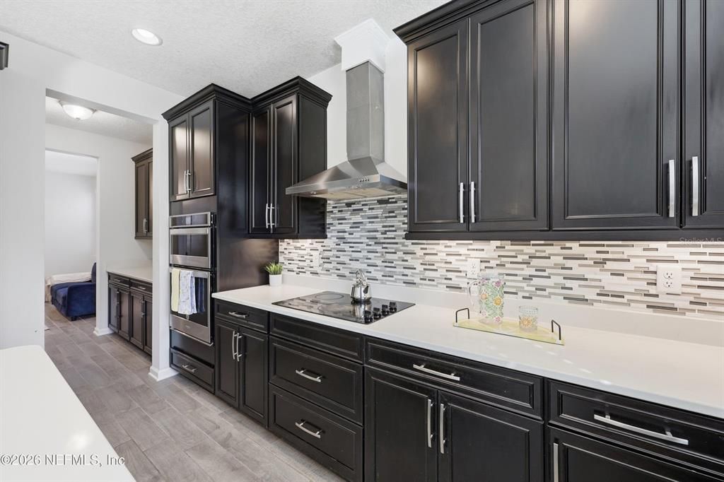 For Sale: $680,000 (5 beds, 4 baths, 3644 Square Feet)