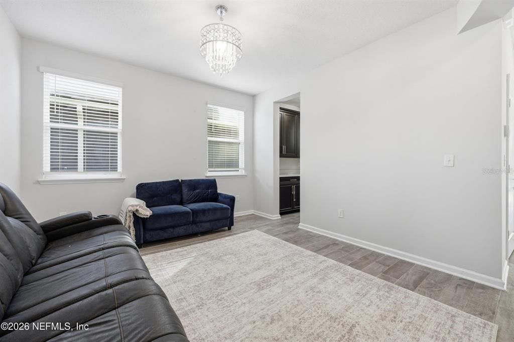 For Sale: $680,000 (5 beds, 4 baths, 3644 Square Feet)