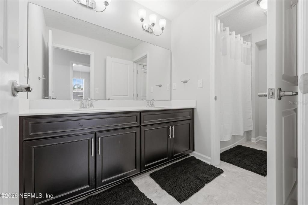 For Sale: $680,000 (5 beds, 4 baths, 3644 Square Feet)