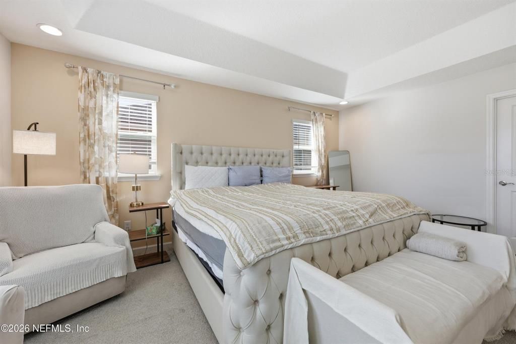 For Sale: $680,000 (5 beds, 4 baths, 3644 Square Feet)