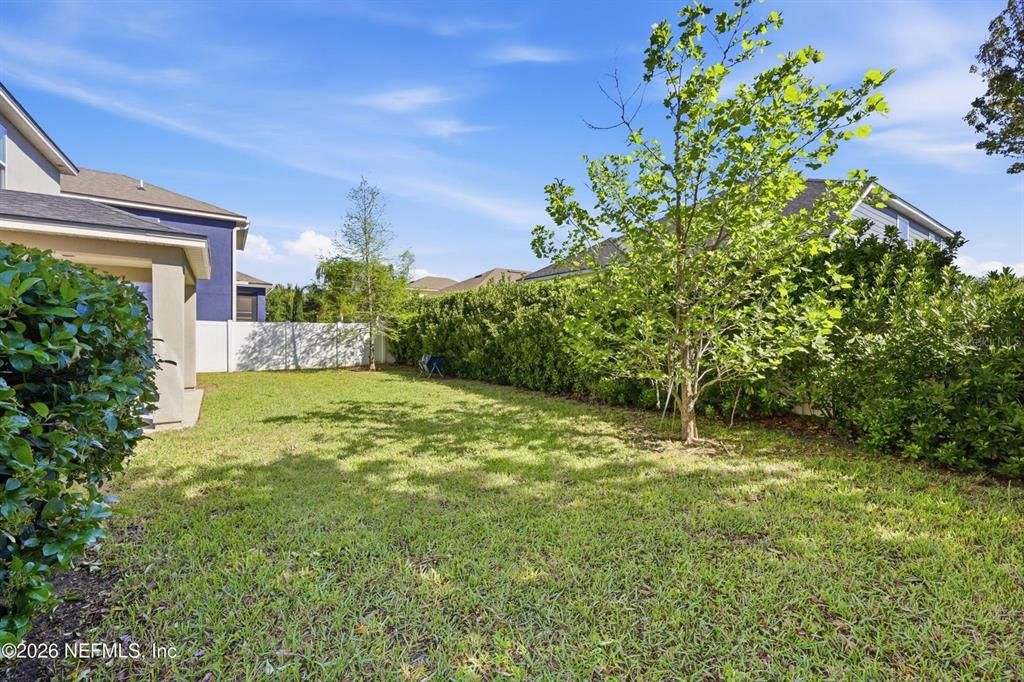 For Sale: $680,000 (5 beds, 4 baths, 3644 Square Feet)