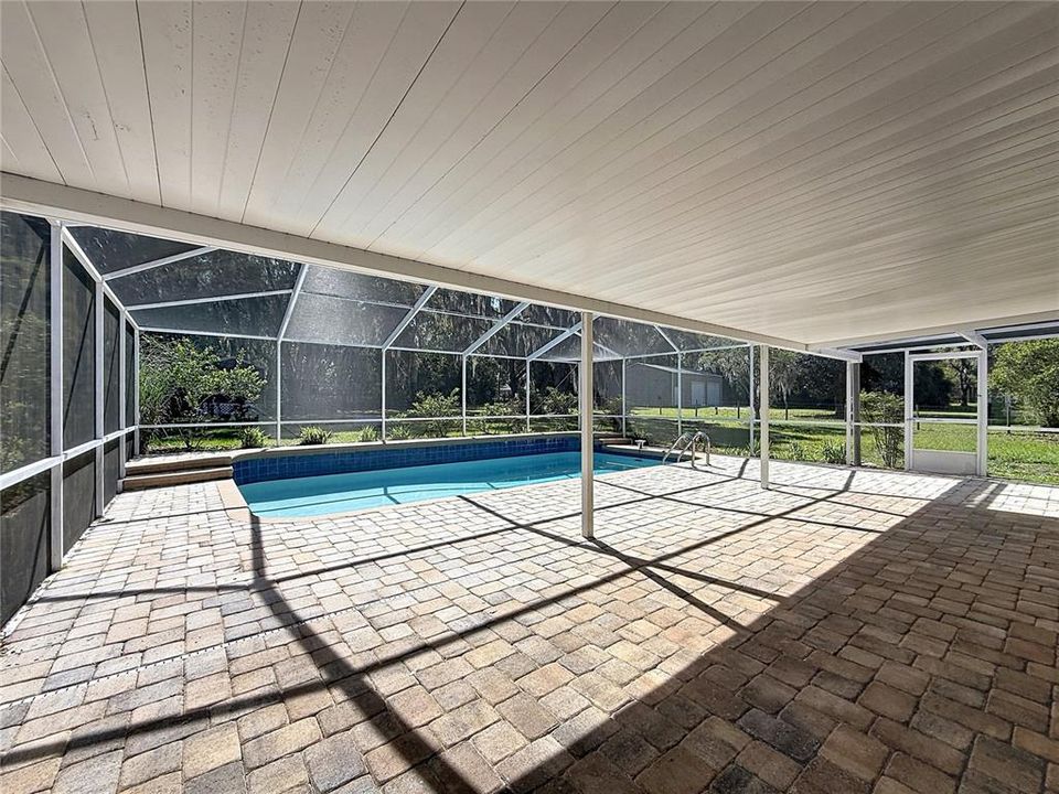 En Venta: $369,900 (3 camas, 2 baños, 1598 Pies cuadrados)