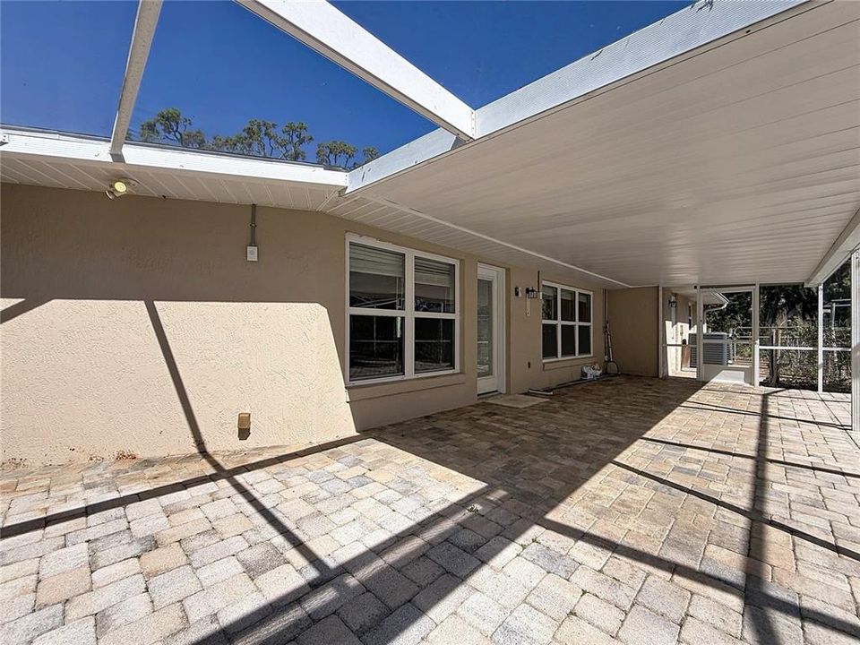 En Venta: $369,900 (3 camas, 2 baños, 1598 Pies cuadrados)