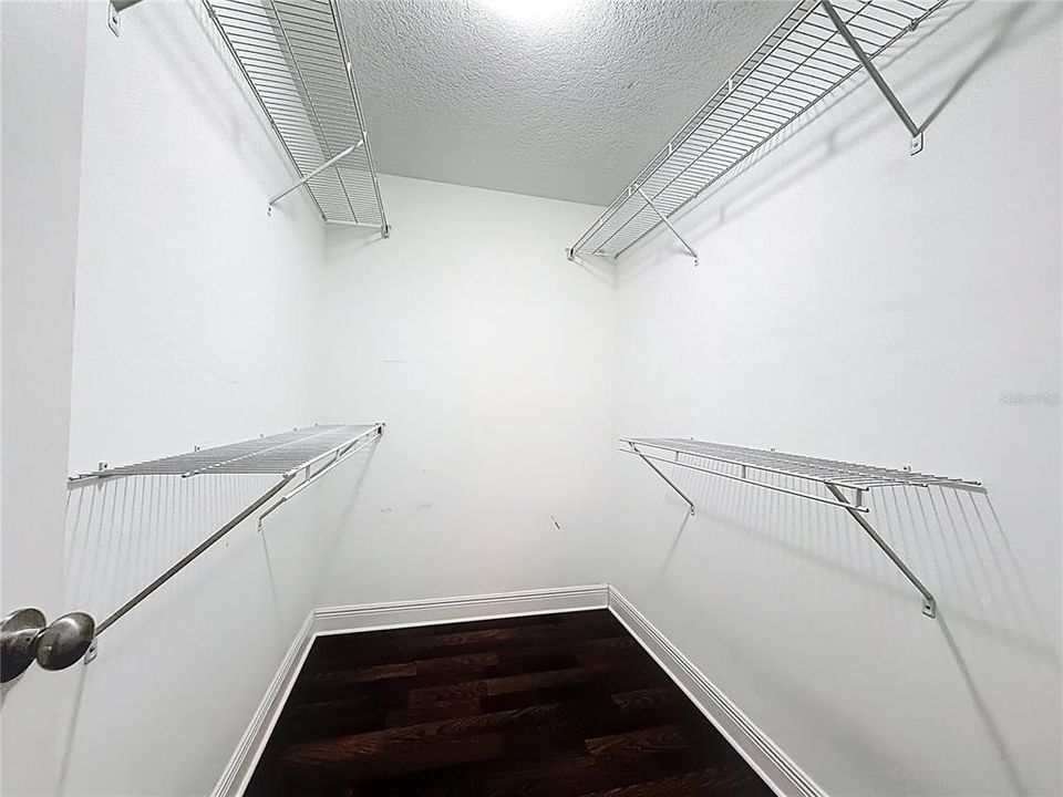 En Venta: $369,900 (3 camas, 2 baños, 1598 Pies cuadrados)
