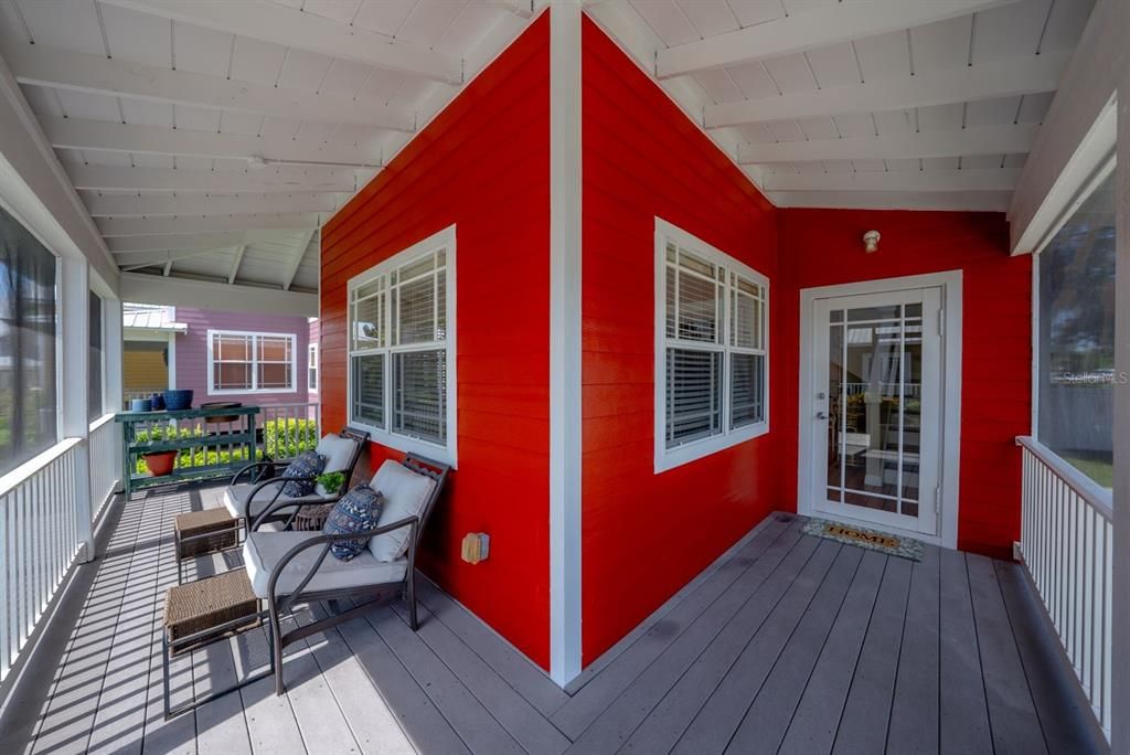 For Sale: $215,000 (1 beds, 2 baths, 1090 Square Feet)