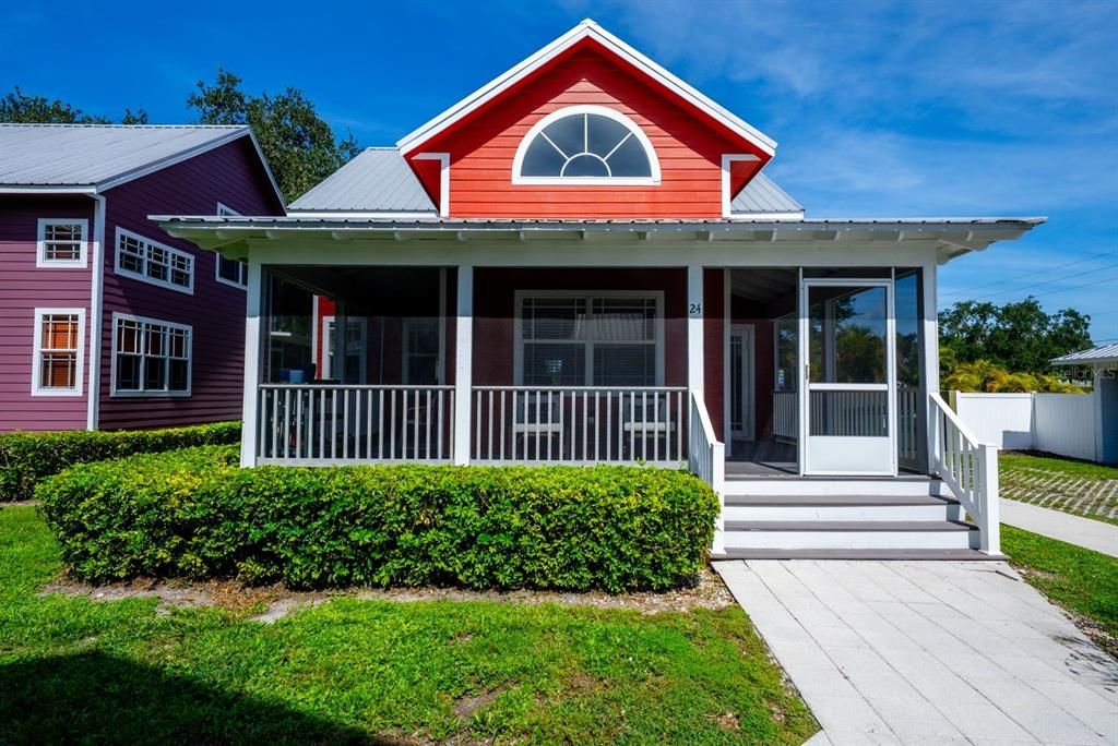 For Sale: $215,000 (1 beds, 2 baths, 1090 Square Feet)