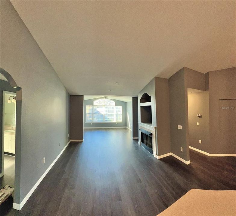 For Rent: $2,450 (4 beds, 2 baths, 1610 Square Feet)