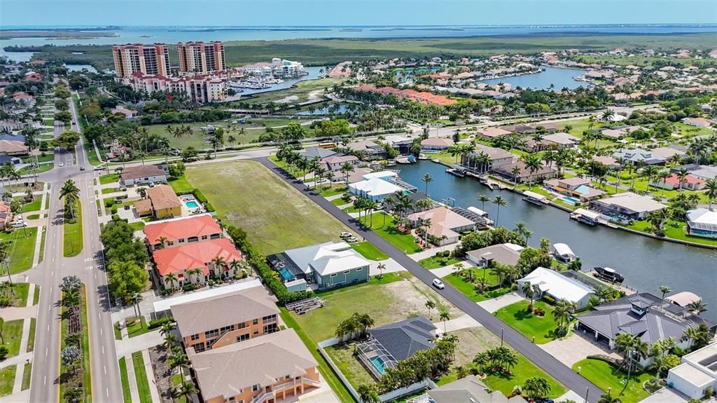 En Venta: $400,000 (3 camas, 2 baños, 1529 Pies cuadrados)