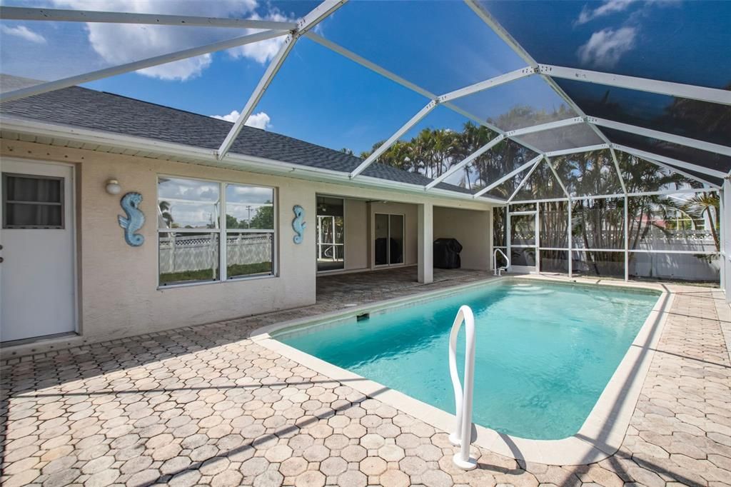 En Venta: $400,000 (3 camas, 2 baños, 1529 Pies cuadrados)