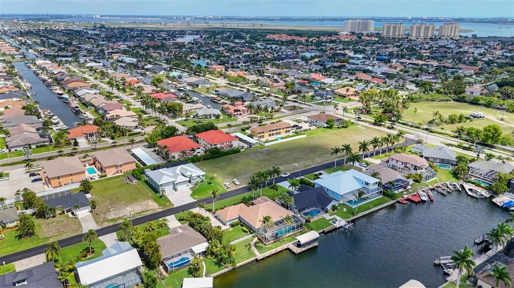 En Venta: $400,000 (3 camas, 2 baños, 1529 Pies cuadrados)