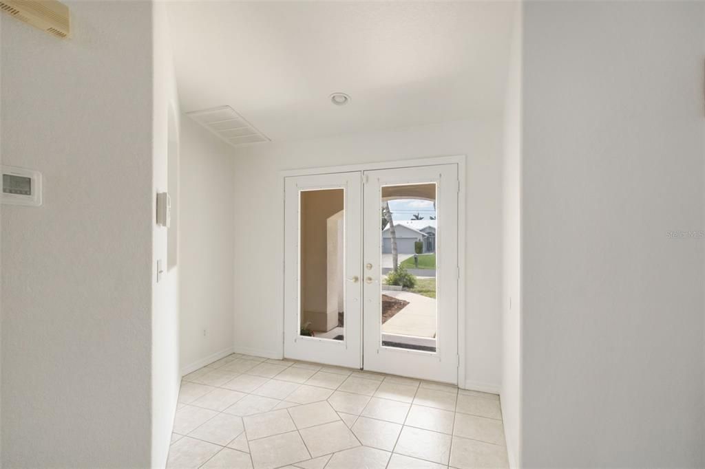 En Venta: $400,000 (3 camas, 2 baños, 1529 Pies cuadrados)