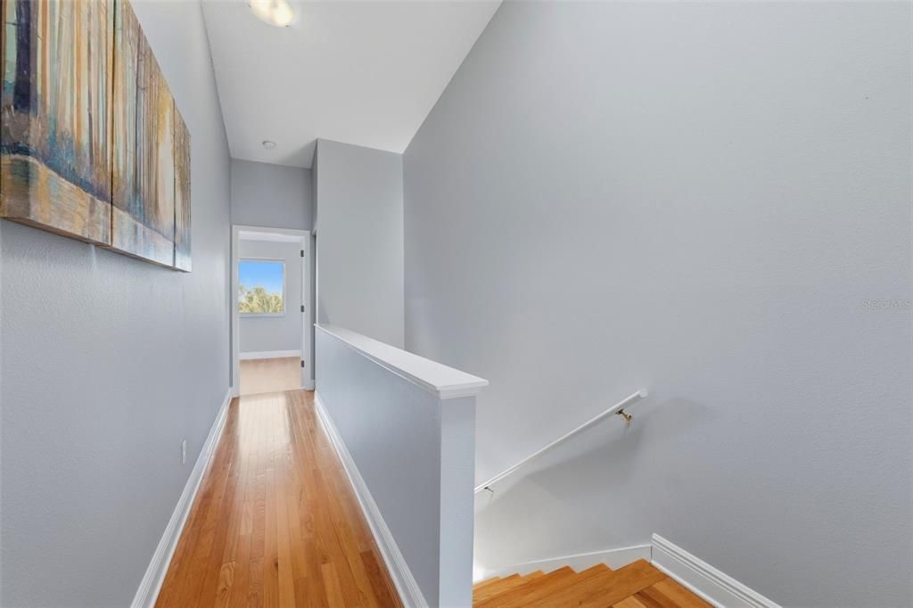 For Sale: $515,000 (3 beds, 3 baths, 1585 Square Feet)