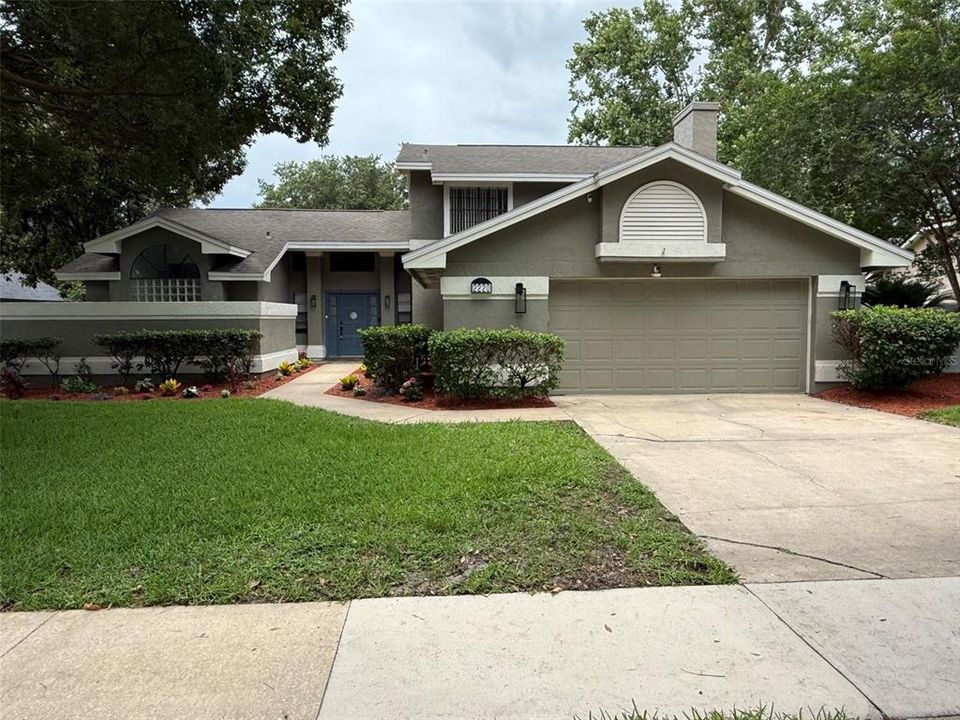 For Sale: $649,900 (4 beds, 2 baths, 2636 Square Feet)