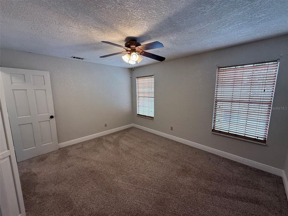 For Sale: $649,900 (4 beds, 2 baths, 2636 Square Feet)