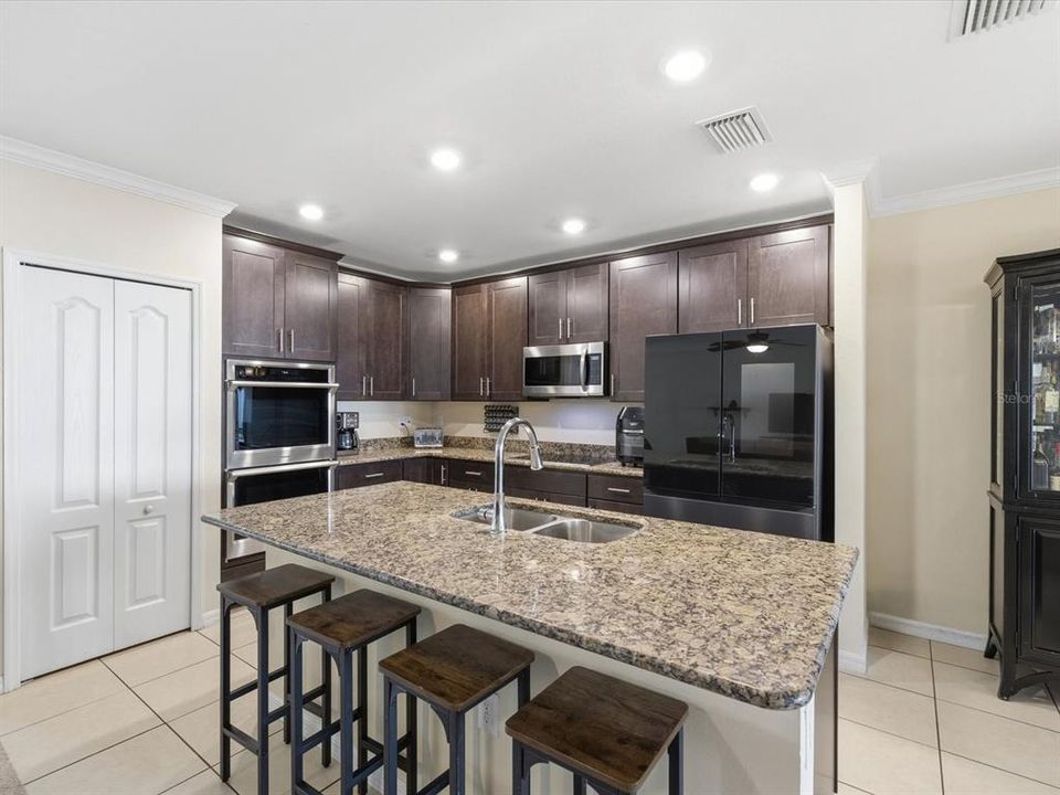 Active With Contract: $450,000 (4 beds, 3 baths, 2428 Square Feet)