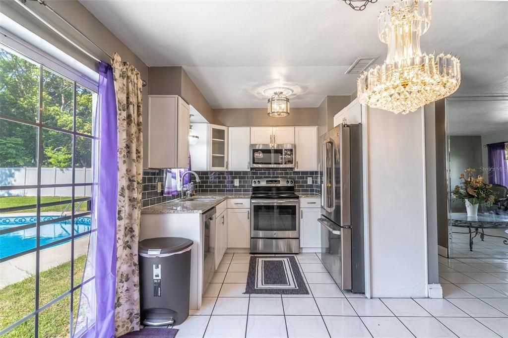 На продажу: $339,900 (3 спален, 2 ванн, 1497 Квадратных фут)