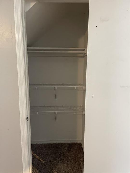 Под контрактом: $139,000 (2 спален, 1 ванн, 920 Квадратных фут)