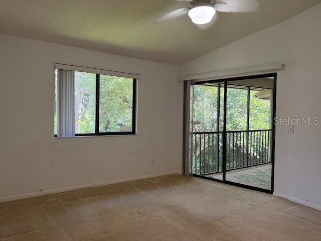 В аренду: $2,295 (3 спален, 2 ванн, 1564 Квадратных фут)