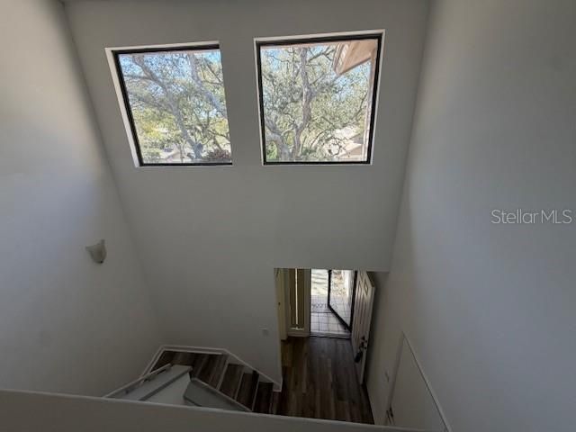 В аренду: $2,295 (3 спален, 2 ванн, 1564 Квадратных фут)