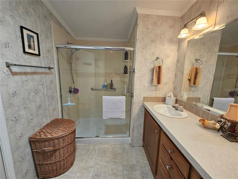 Под контрактом: $195,000 (2 спален, 2 ванн, 1134 Квадратных фут)