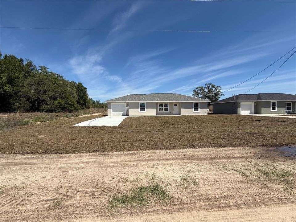 Active With Contract: $209,900 (3 beds, 2 baths, 1232 Square Feet)