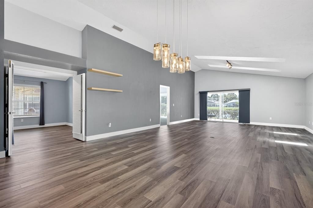 En Venta: $399,900 (3 camas, 2 baños, 1828 Pies cuadrados)