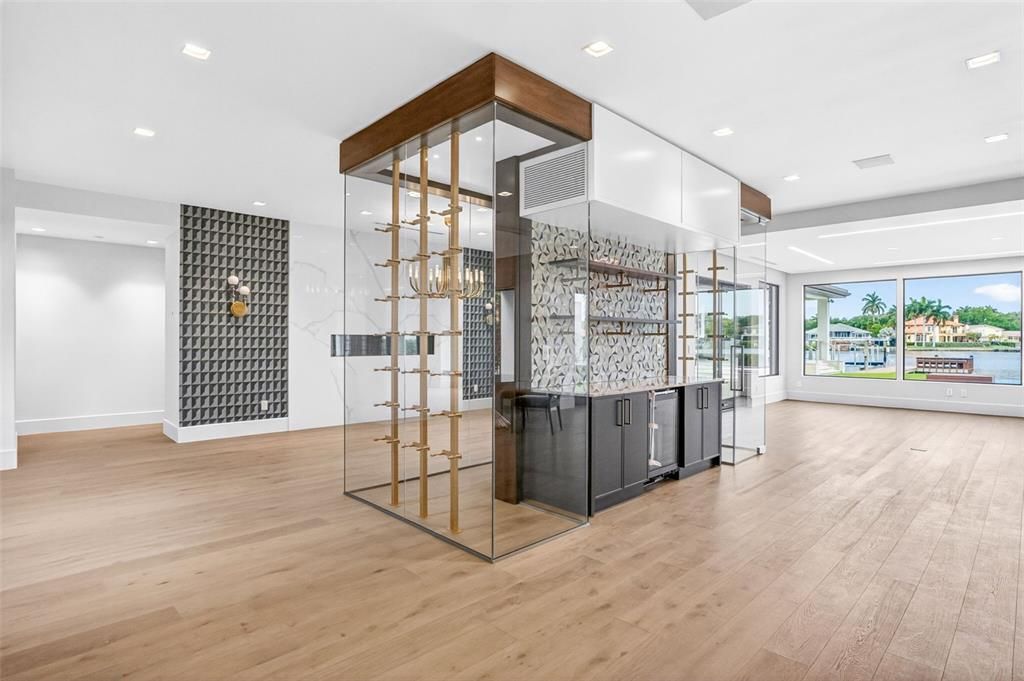 For Sale: $5,895,000 (4 beds, 4 baths, 5310 Square Feet)