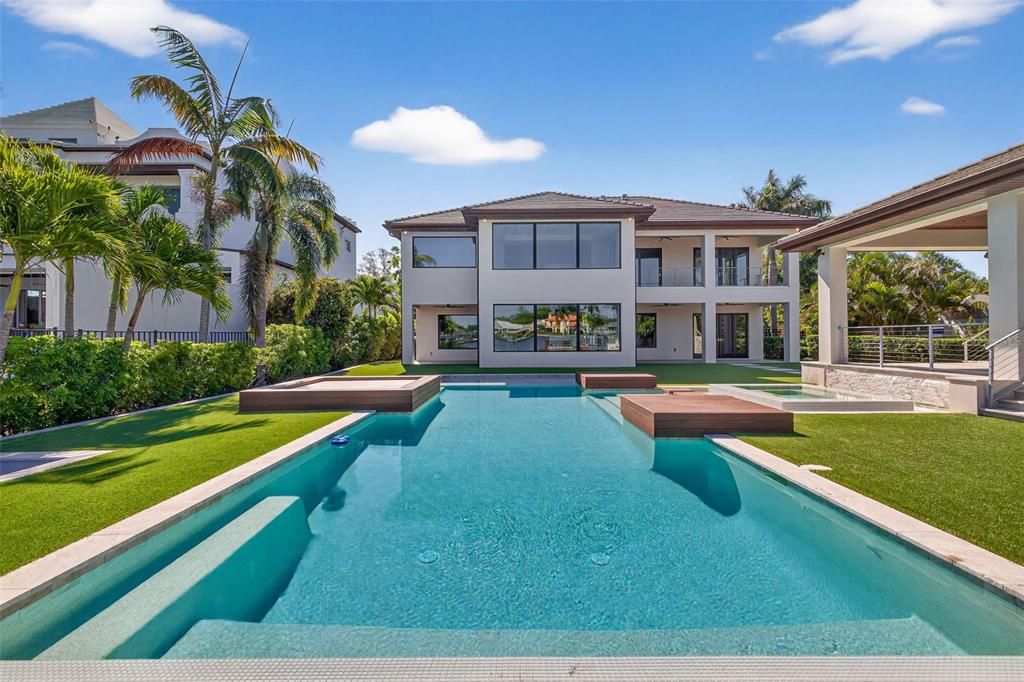 For Sale: $5,895,000 (4 beds, 4 baths, 5310 Square Feet)