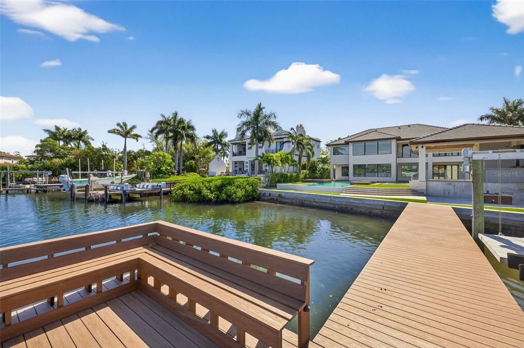 For Sale: $5,895,000 (4 beds, 4 baths, 5310 Square Feet)