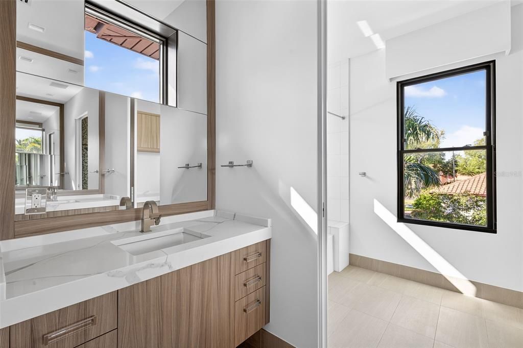 For Sale: $5,895,000 (4 beds, 4 baths, 5310 Square Feet)