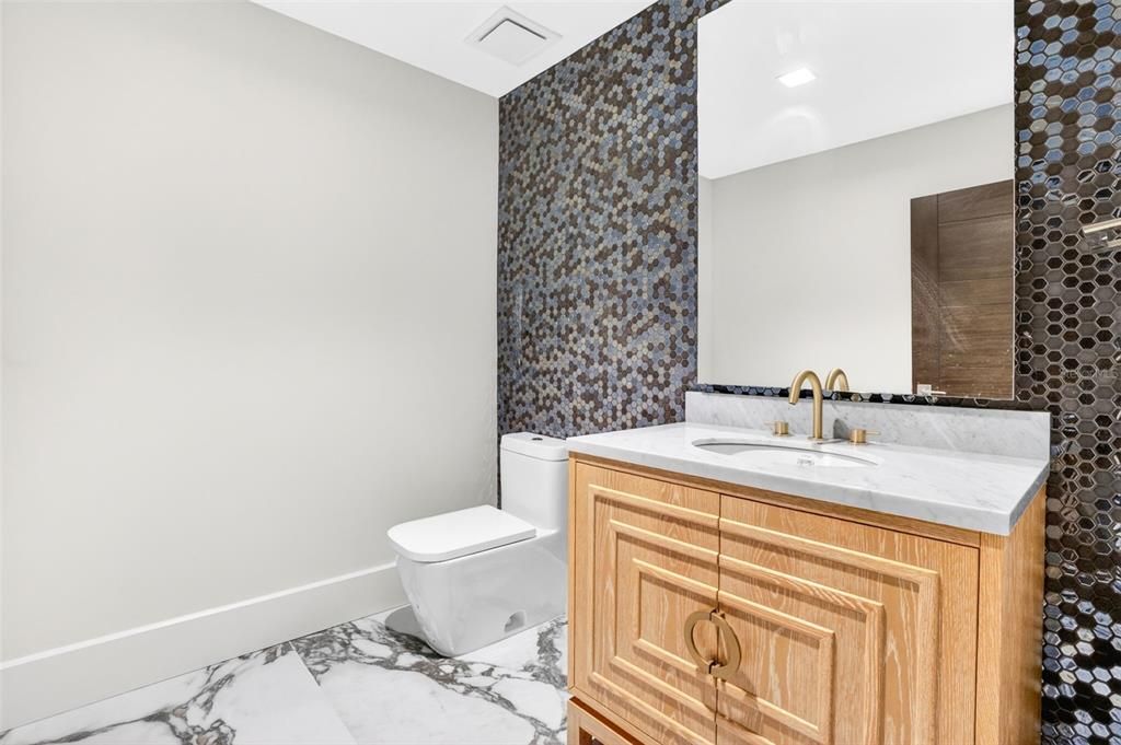 For Sale: $5,895,000 (4 beds, 4 baths, 5310 Square Feet)