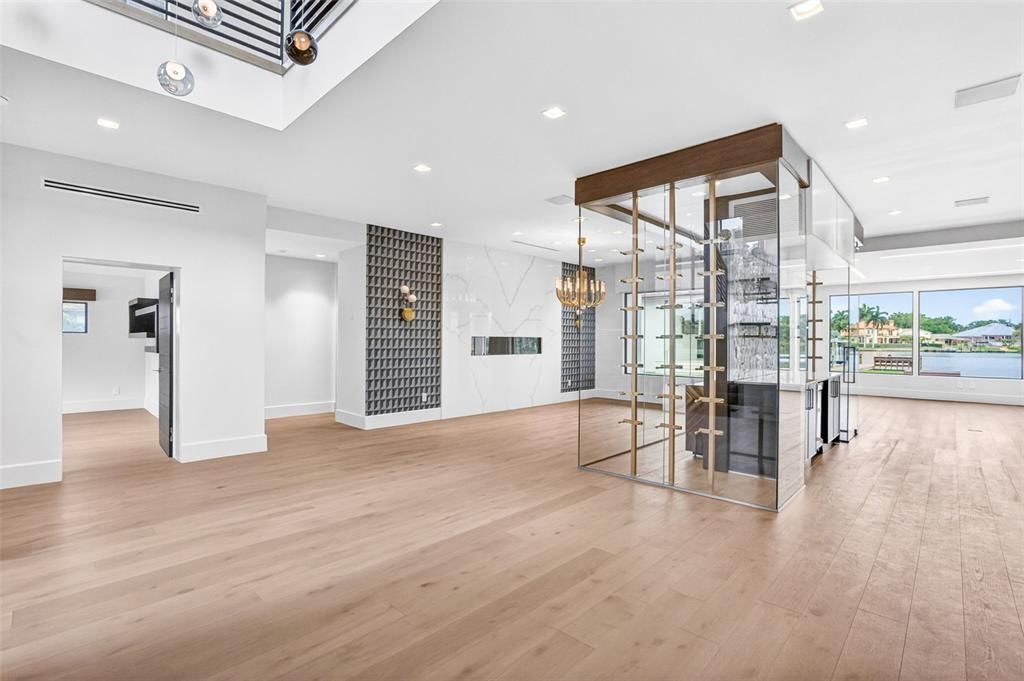 For Sale: $5,895,000 (4 beds, 4 baths, 5310 Square Feet)