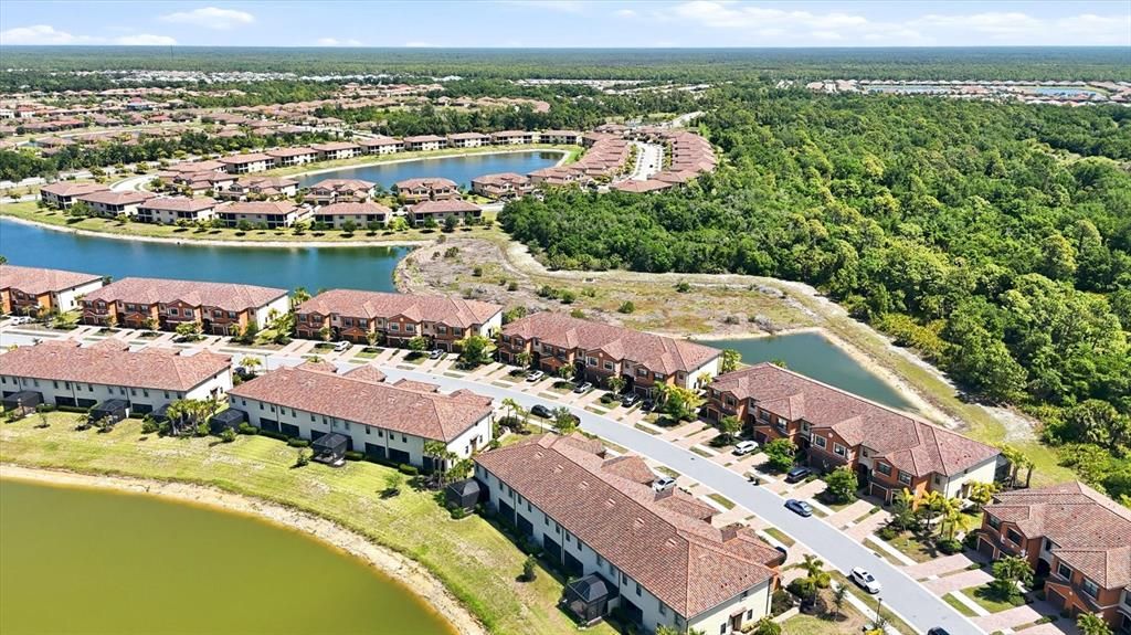 На продажу: $274,900 (3 спален, 2 ванн, 1949 Квадратных фут)