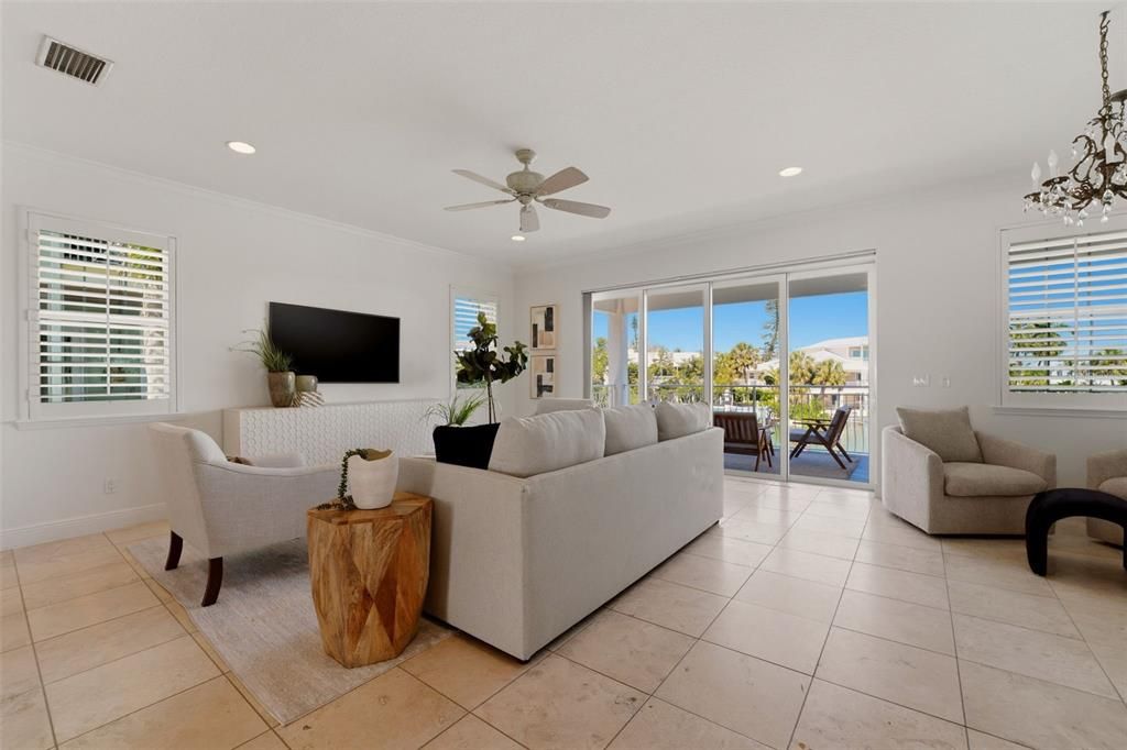 For Sale: $3,000,000 (4 beds, 3 baths, 2804 Square Feet)