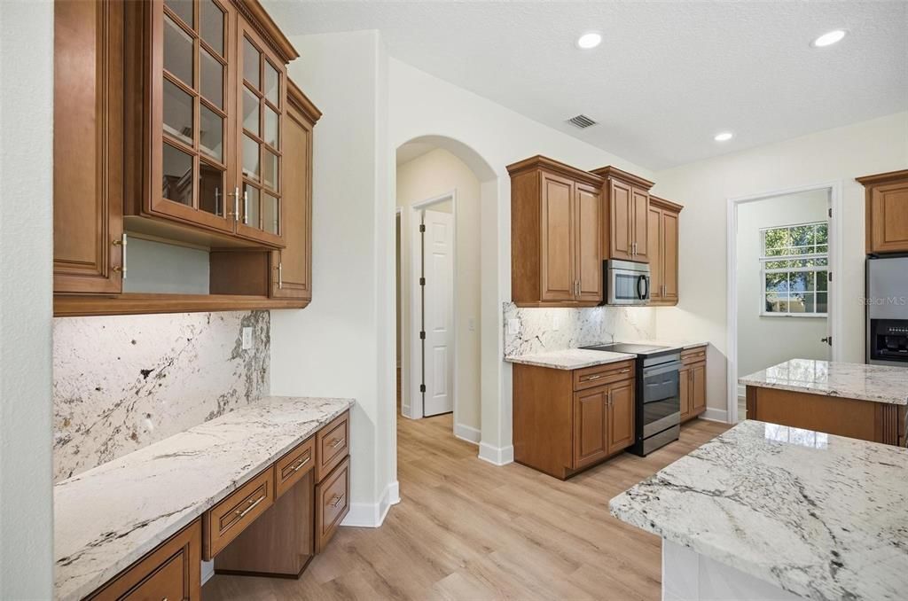 For Sale: $828,000 (4 beds, 3 baths, 2952 Square Feet)