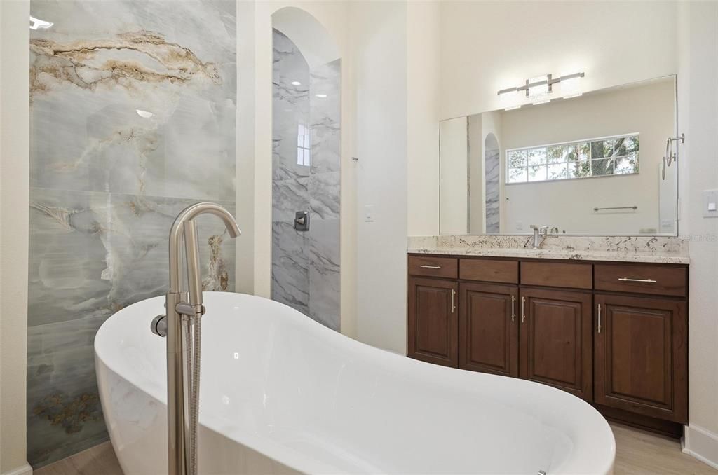 For Sale: $828,000 (4 beds, 3 baths, 2952 Square Feet)