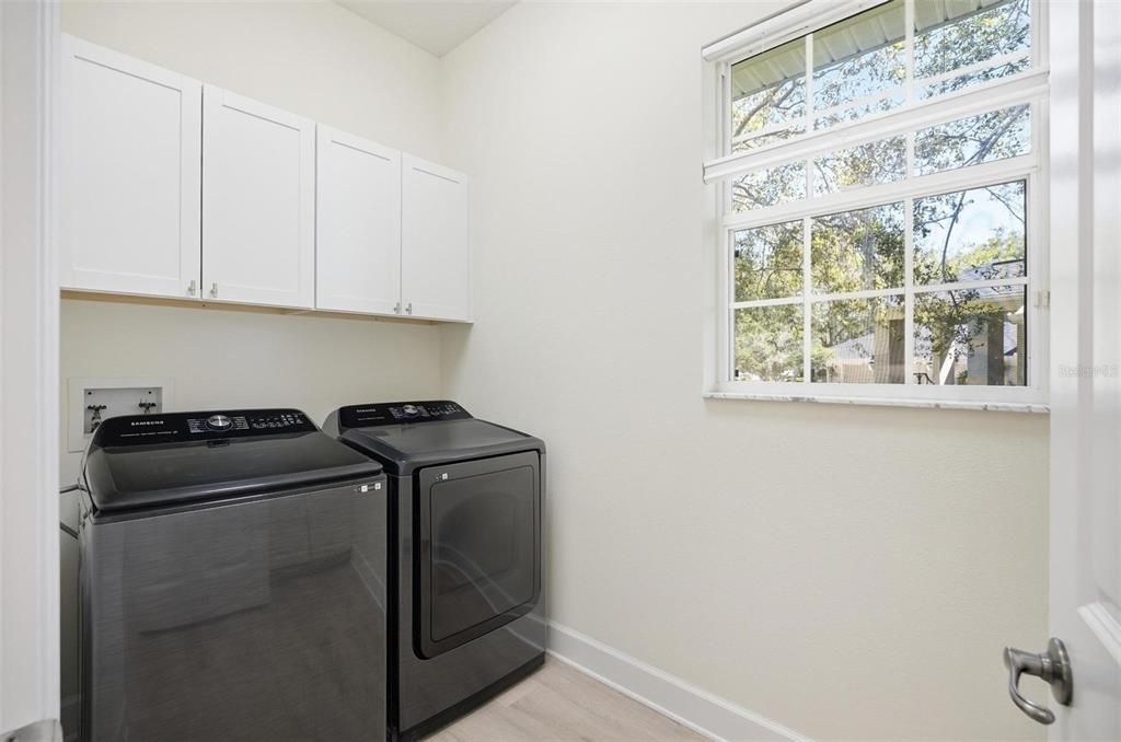 For Sale: $828,000 (4 beds, 3 baths, 2952 Square Feet)