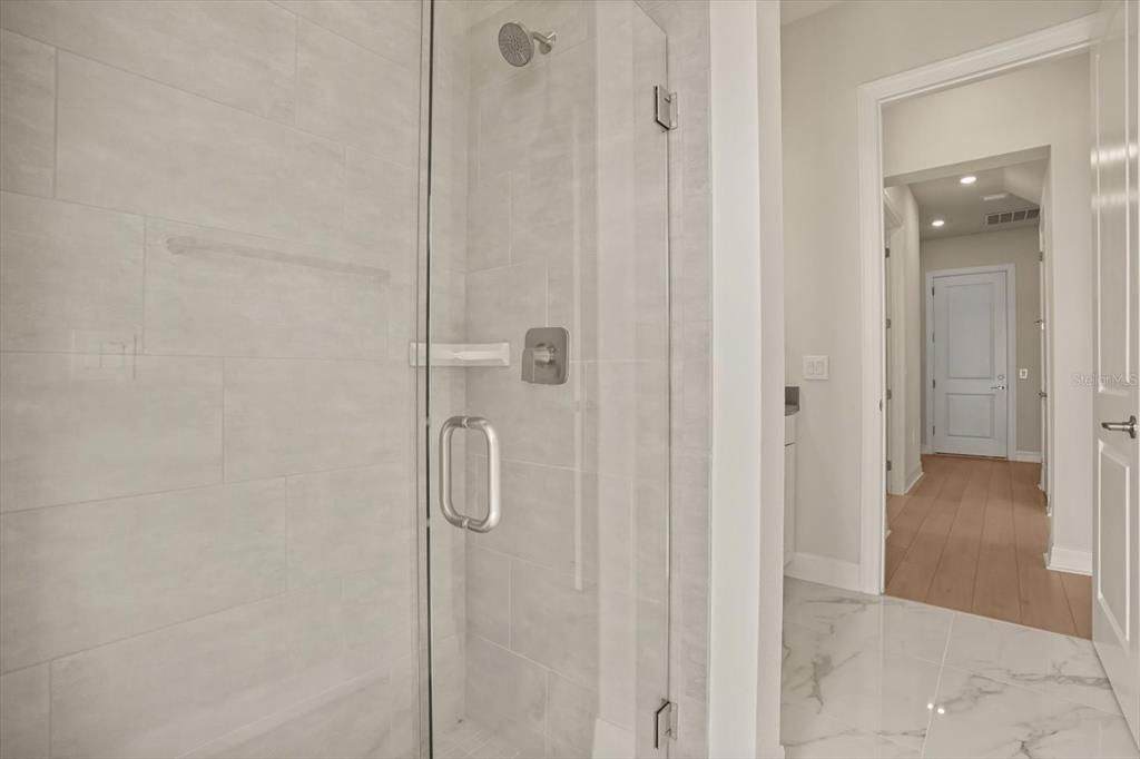 For Sale: $1,799,000 (6 beds, 6 baths, 4355 Square Feet)