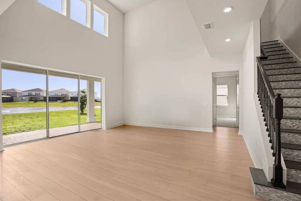 For Sale: $1,799,000 (6 beds, 6 baths, 4355 Square Feet)