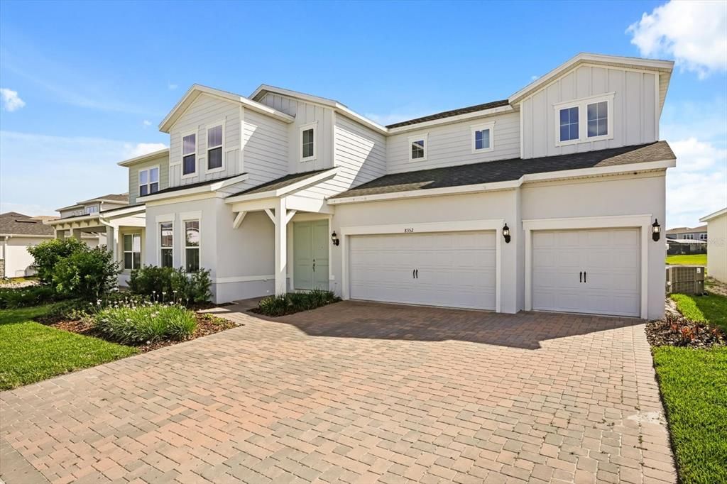 For Sale: $1,799,000 (6 beds, 6 baths, 4355 Square Feet)