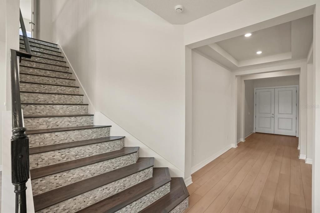 For Sale: $1,799,000 (6 beds, 6 baths, 4355 Square Feet)