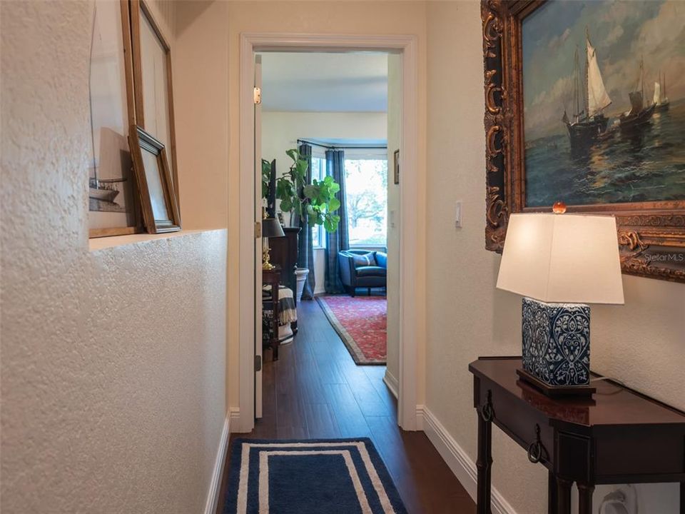 For Sale: $334,900 (2 beds, 2 baths, 1613 Square Feet)