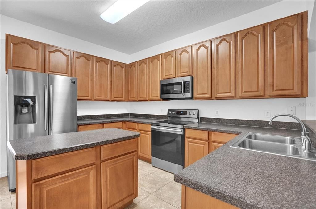 En Venta: $332,900 (3 camas, 2 baños, 1472 Pies cuadrados)