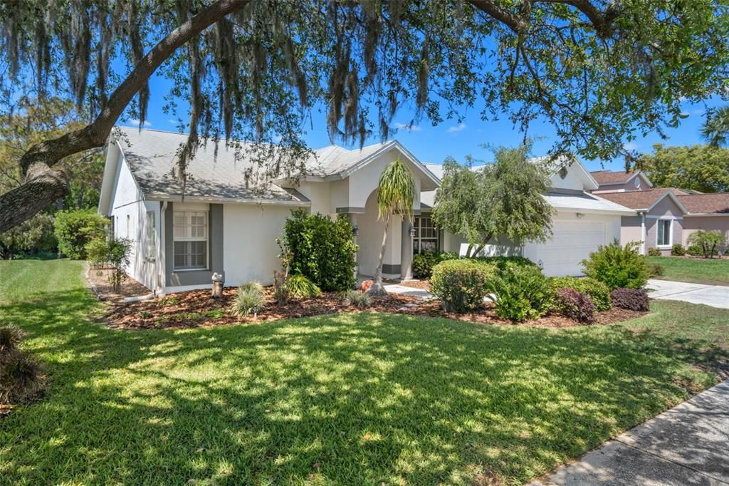 Active With Contract: $399,000 (3 beds, 2 baths, 1903 Square Feet)