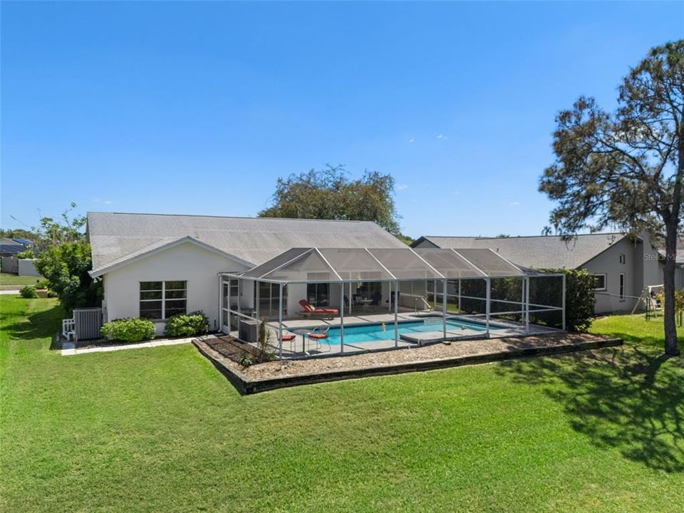 Active With Contract: $399,000 (3 beds, 2 baths, 1903 Square Feet)