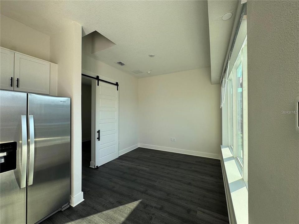For Rent: $1,500 (1 beds, 1 baths, 484 Square Feet)