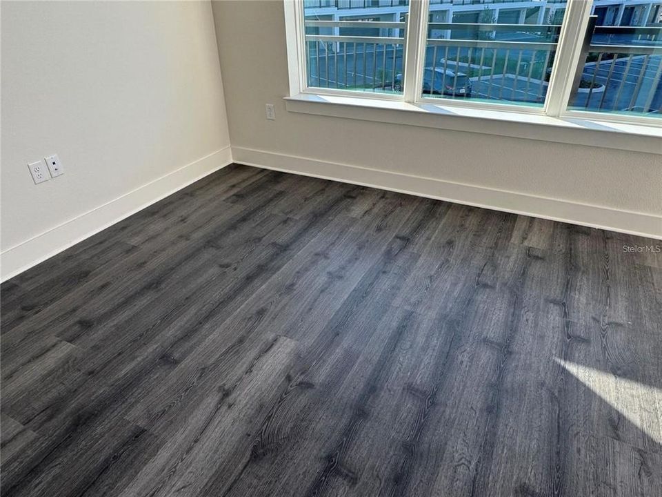 For Rent: $1,500 (1 beds, 1 baths, 484 Square Feet)